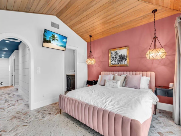 Anna Maria Island Beachfront Home With Private Pool