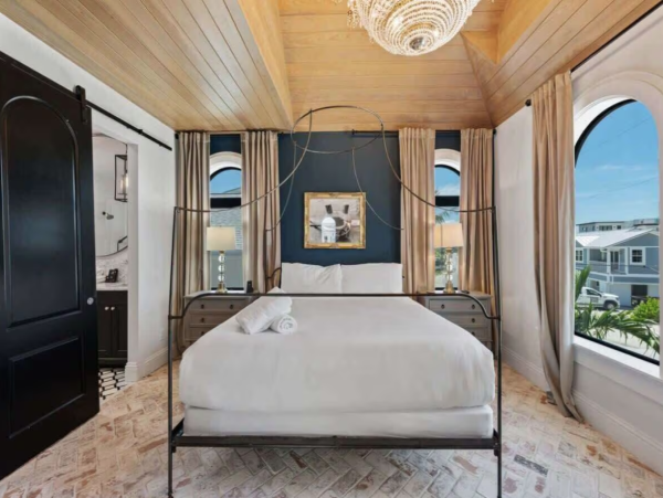 Anna Maria Island Beachfront Home With Private Pool