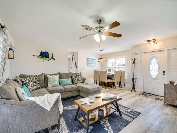 Cape Coral Water Front Home with Private Pool , Hot Tub & Boat Dock