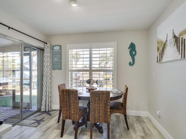 Cape Coral Water Front Home with Private Pool , Hot Tub & Boat Dock