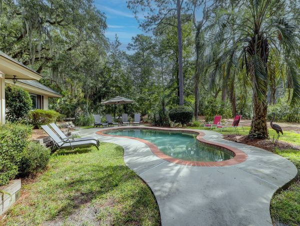 A Hilton Head Hidden Gem with Private Pool