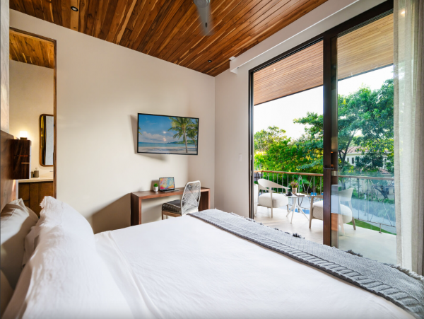 Playa Tamarindo Luxury Villa with 6 Bedroom, Pool & Hot Tub