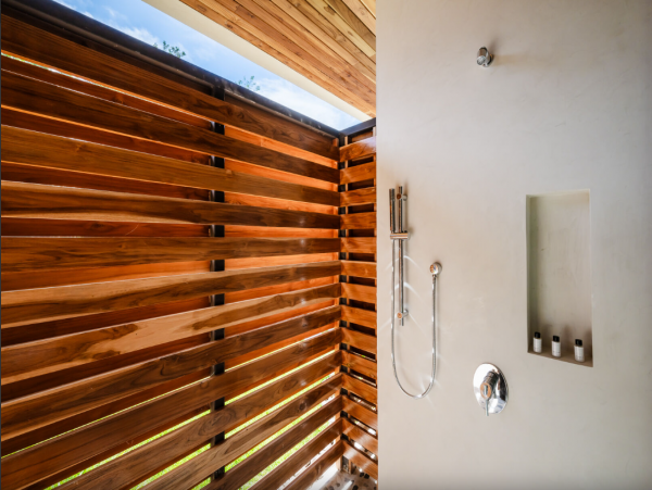 Playa Tamarindo Luxury Villa with 6 Bedroom, Pool & Hot Tub
