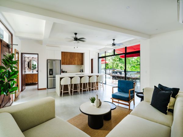 Luxury 6 Bedroom Pool Home in the Heart of Tamarindo Downtown