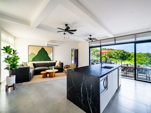 Luxury 6 Bedroom Pool Home in the Heart of Tamarindo Downtown
