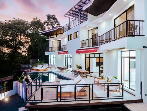 Luxury 6 Bedroom Pool Home in the Heart of Tamarindo Downtown