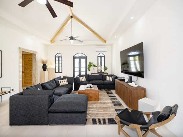 Luxury 6 Bedroom Vacation Perfect Getaway