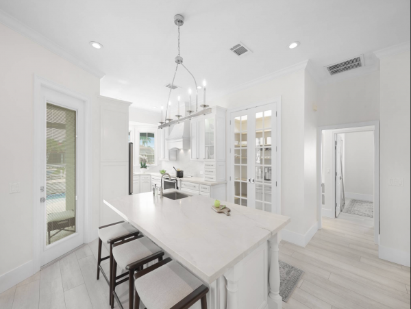 Marco Island Luxury Rental Home Along Waterway Pool