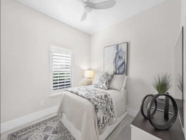 Marco Island Luxury Rental Home Along Waterway Pool