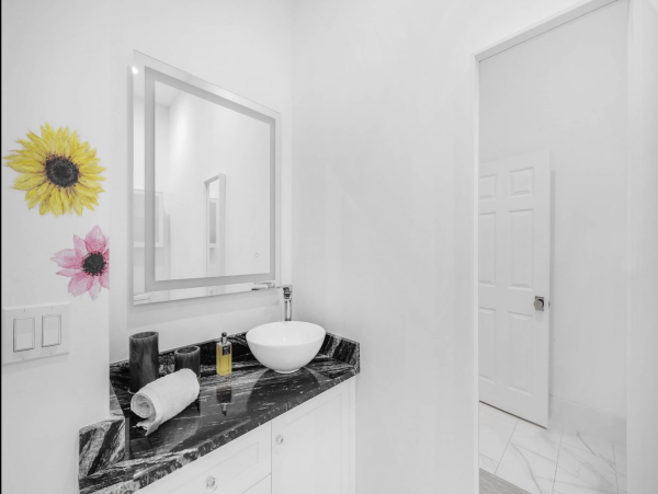Marco Island Luxury Rental Home Along Waterway Pool