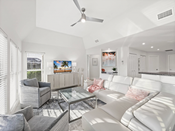 Lovely Three Bedroom Luxury Vacation Home