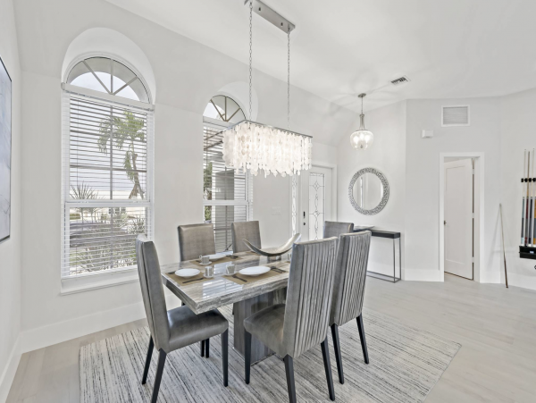 Lovely Three Bedroom Luxury Vacation Home