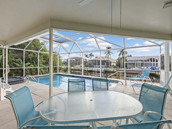 Lovely Three Bedroom Luxury Vacation Home