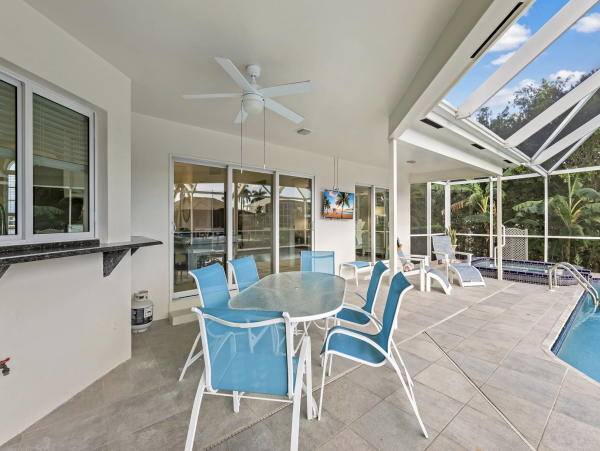 Lovely Three Bedroom Luxury Vacation Home