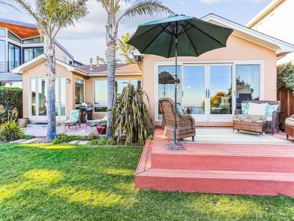 Capitola Beach Vacation Home with 3 Bedroom & Ocean View