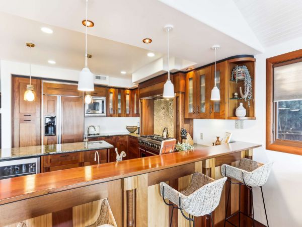 Capitola Beach Vacation Home with 3 Bedroom & Ocean View