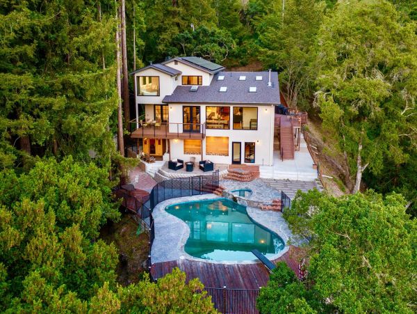 Luxury  Home W/Pool, Sauna & Hot Tub Close to Santa Cruz Beaches & Parks