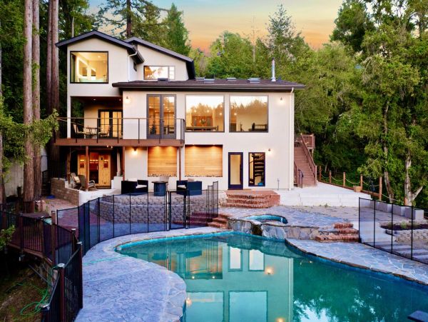 Luxury  Home W/Pool, Sauna & Hot Tub Close to Santa Cruz Beaches & Parks