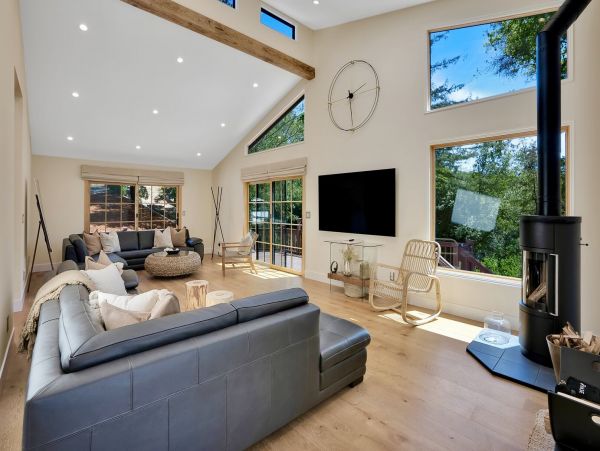 Luxury  Home W/Pool, Sauna & Hot Tub Close to Santa Cruz Beaches & Parks