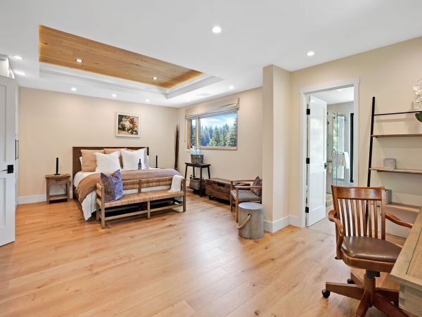 Luxury  Home W/Pool, Sauna & Hot Tub Close to Santa Cruz Beaches & Parks