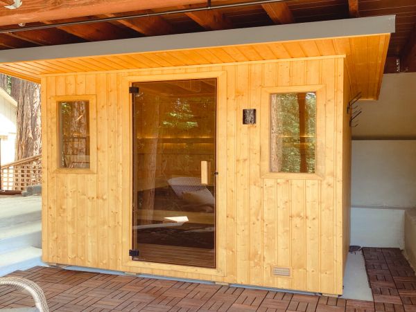 Luxury  Home W/Pool, Sauna & Hot Tub Close to Santa Cruz Beaches & Parks