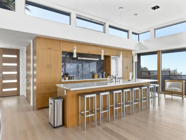 Modern Moss Beach Vacation Home with 3 Bedrooms