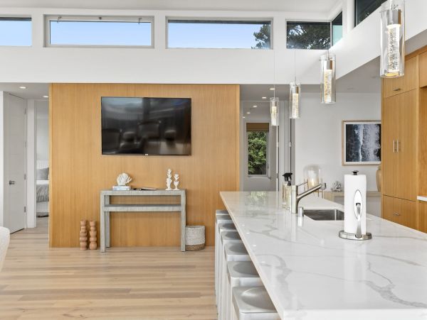 Modern Moss Beach Vacation Home with 3 Bedrooms
