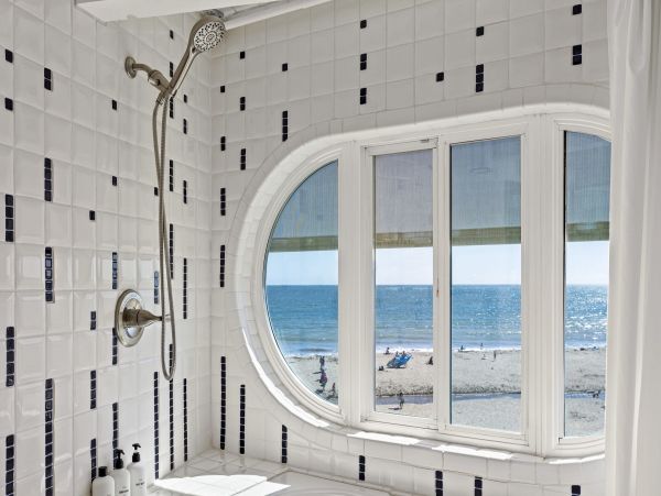 Lovely Beachfront Vacation Home in Aptos