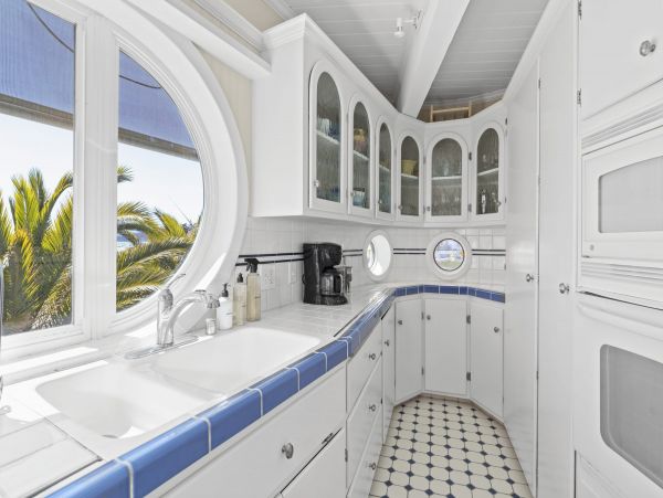 Lovely Beachfront Vacation Home in Aptos