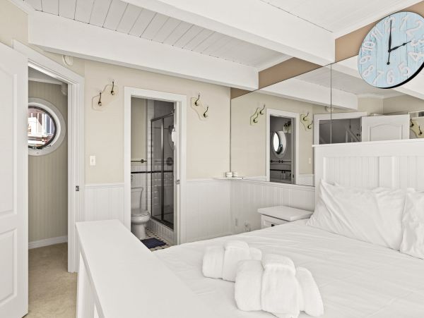 Lovely Beachfront Vacation Home in Aptos