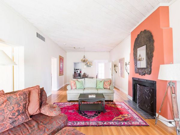 Beautiful Gem in Phoenix with 11 Bedrooms & Private Pool