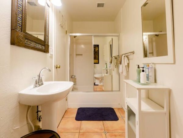 Beautiful Gem in Phoenix with 11 Bedrooms & Private Pool