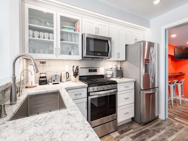 Amazing Oceanfront Vacation Rental with 3 Bedrooms