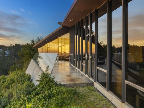 Contemporary Estate with Great Views & Amenities