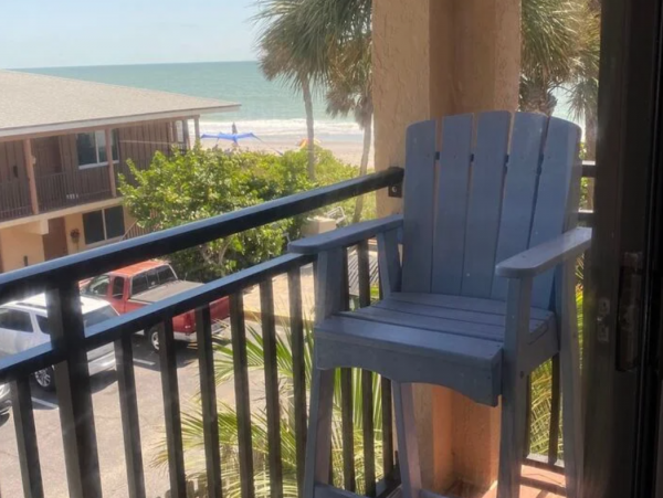 Coastal Haven in Manasota Key with Ocean Views