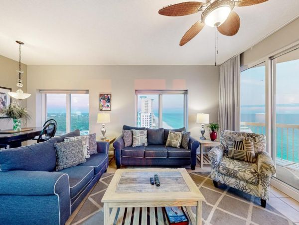 Full Ocean Views from This Lovely Vacation Condo