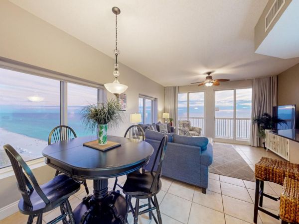 Full Ocean Views from This Lovely Vacation Condo