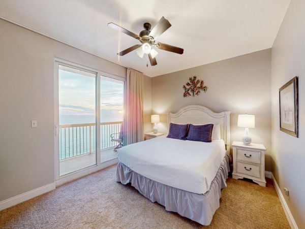 Full Ocean Views from This Lovely Vacation Condo