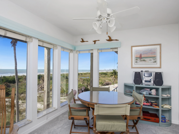 Spectacular Gulf Views Three Bedroom Home Right on Beach