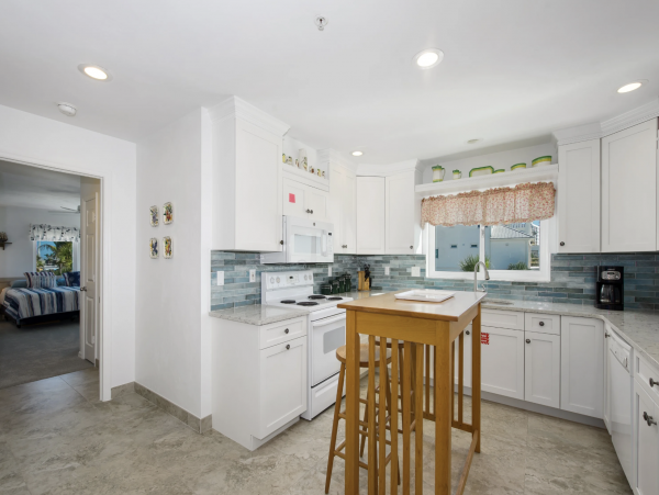 Spectacular Gulf Views Three Bedroom Home Right on Beach
