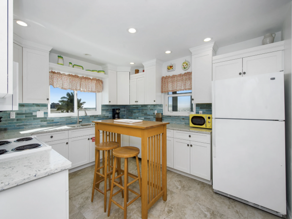 Spectacular Gulf Views Three Bedroom Home Right on Beach