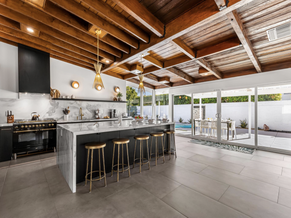 Palm Springs Four Bedroom Luxury Retreat