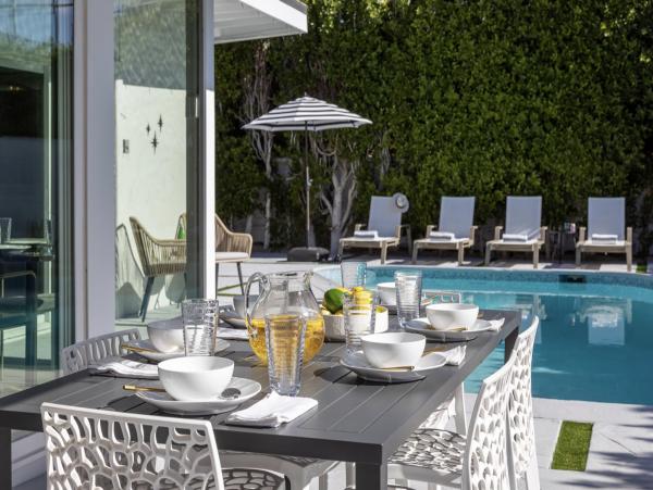 Palm Springs Four Bedroom Luxury Retreat