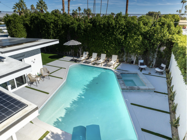 Palm Springs Four Bedroom Luxury Retreat