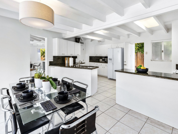 Palm Springs Luxury Pool vacation Home