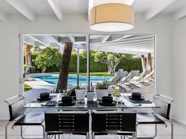 Palm Springs Luxury Pool vacation Home