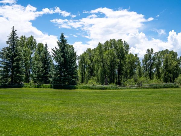 Steamboat Vacation Rental with 3 Bedrooms and Mountain View