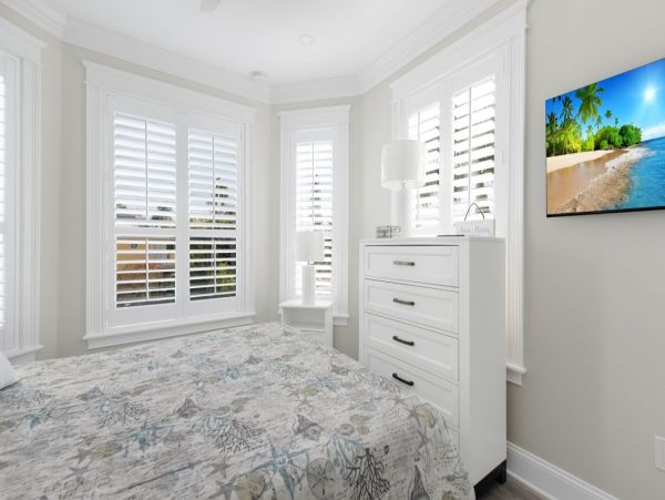 Short walk to Beach Home with 3 Bedroom in Anna Maria Island