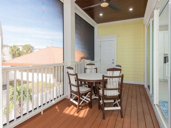 Short walk to Beach Home with 3 Bedroom in Anna Maria Island