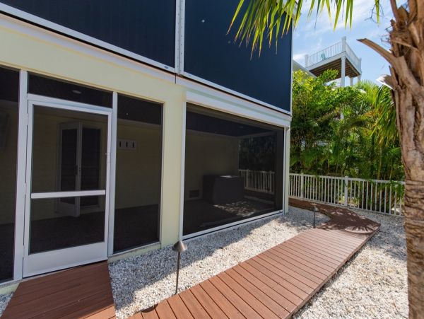 Short walk to Beach Home with 3 Bedroom in Anna Maria Island